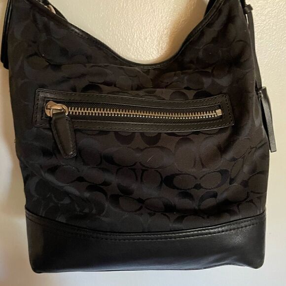 COACH Legacy Duffle in Small Signature Canvas Black Sholder Bag #25380Excellent - Picture 3 of 13